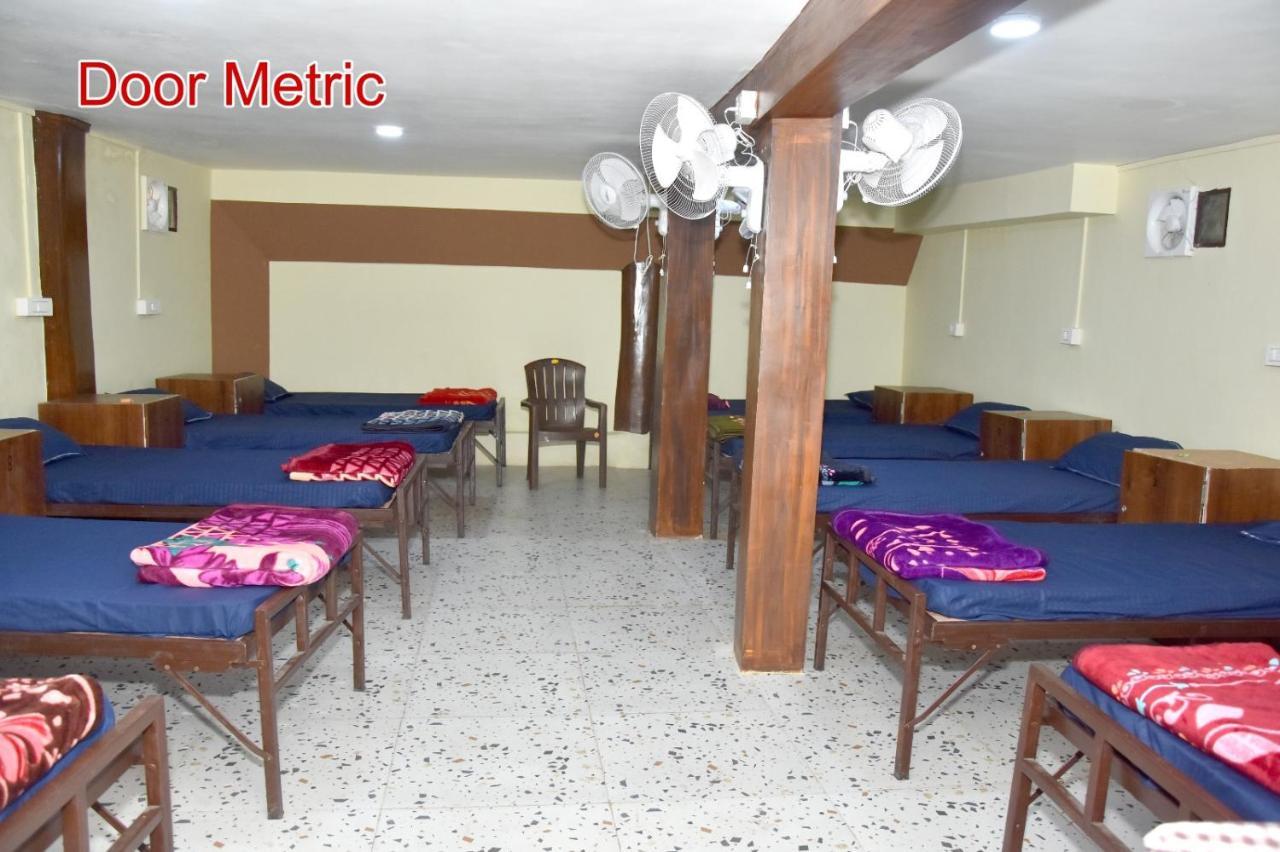 Green Leaf Hotel Ujjain Exteriör bild